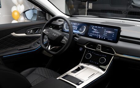 CheryExeed TXL, 2022 год, 2 135 582 рублей, 33 фотография