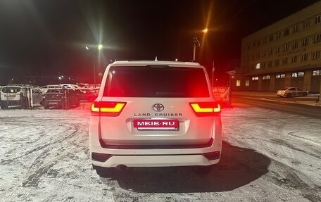 Toyota Land Cruiser, 2022 год, 9 550 000 рублей, 4 фотография