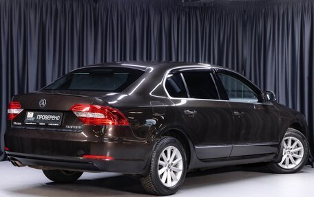 Skoda Superb III рестайлинг, 2014 год, 995 000 рублей, 2 фотография