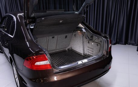 Skoda Superb III рестайлинг, 2014 год, 995 000 рублей, 5 фотография