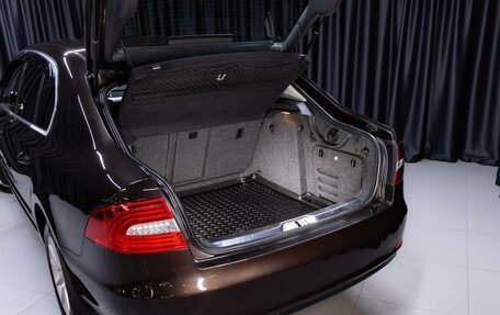 Skoda Superb III рестайлинг, 2014 год, 995 000 рублей, 29 фотография