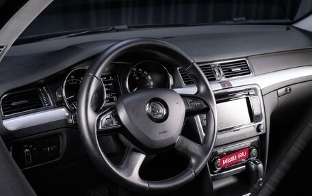 Skoda Superb III рестайлинг, 2014 год, 995 000 рублей, 35 фотография