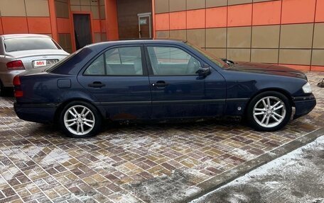 Mercedes-Benz C-Класс, 1994 год, 195 000 рублей, 5 фотография