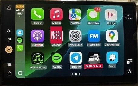 Land Rover Defender II, 2025 год, 15 490 000 рублей, 10 фотография