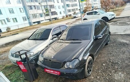 Mercedes-Benz C-Класс, 2001 год, 470 000 рублей, 2 фотография
