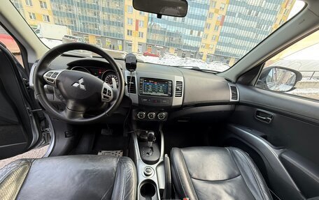 Mitsubishi Outlander III рестайлинг 3, 2011 год, 1 090 000 рублей, 7 фотография