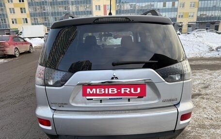 Mitsubishi Outlander III рестайлинг 3, 2011 год, 1 090 000 рублей, 6 фотография