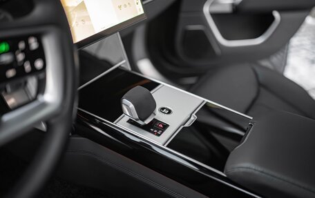 Land Rover Range Rover IV рестайлинг, 2025 год, 23 690 000 рублей, 16 фотография