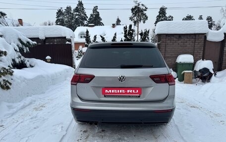 Volkswagen Tiguan II, 2020 год, 2 350 000 рублей, 3 фотография