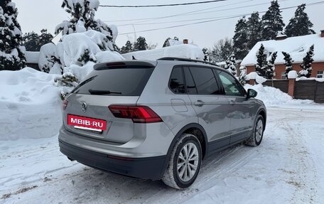 Volkswagen Tiguan II, 2020 год, 2 350 000 рублей, 4 фотография