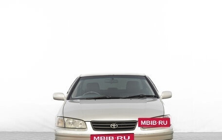 Toyota Camry, 2001 год, 499 000 рублей, 2 фотография