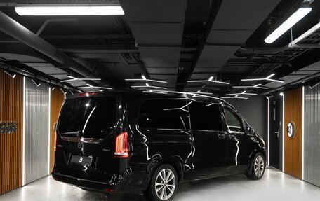 Mercedes-Benz V-Класс, 2019 год, 7 500 000 рублей, 12 фотография