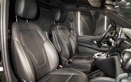 Mercedes-Benz V-Класс, 2019 год, 7 500 000 рублей, 17 фотография