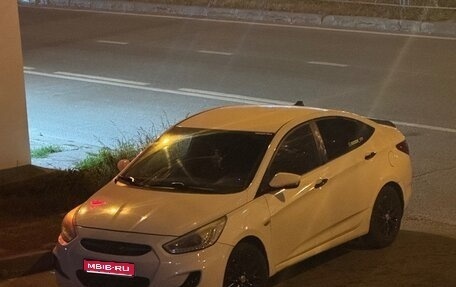 Hyundai Solaris II рестайлинг, 2013 год, 720 000 рублей, 1 фотография