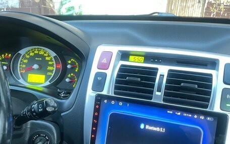 Hyundai Tucson III, 2006 год, 700 000 рублей, 8 фотография