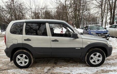 Chevrolet Niva I рестайлинг, 2012 год, 470 000 рублей, 6 фотография