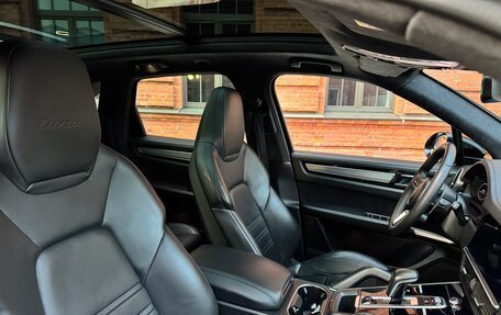 Porsche Cayenne III, 2018 год, 6 900 000 рублей, 8 фотография