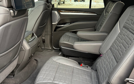 Cadillac Escalade V, 2025 год, 18 300 000 рублей, 10 фотография