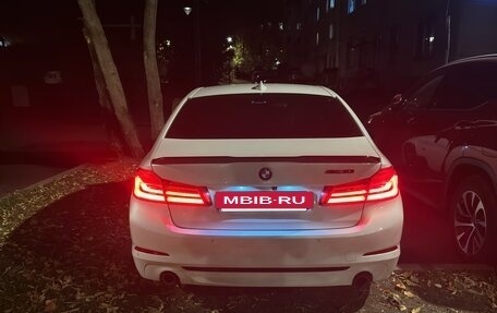 BMW 5 серия, 2017 год, 3 000 000 рублей, 4 фотография