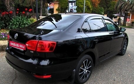 Volkswagen Jetta VI, 2014 год, 1 049 000 рублей, 5 фотография