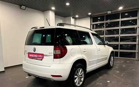 Skoda Yeti I рестайлинг, 2015 год, 1 350 000 рублей, 23 фотография
