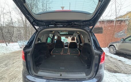 BMW 2 серия Grand Tourer F46 рестайлинг, 2015 год, 1 500 000 рублей, 10 фотография