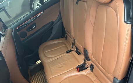 BMW 2 серия Grand Tourer F46 рестайлинг, 2015 год, 1 500 000 рублей, 14 фотография