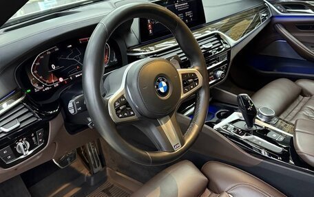 BMW 5 серия, 2019 год, 4 890 000 рублей, 7 фотография