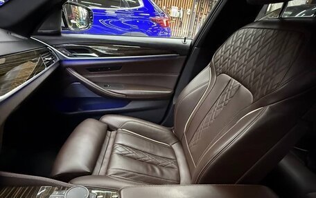 BMW 5 серия, 2019 год, 4 890 000 рублей, 12 фотография