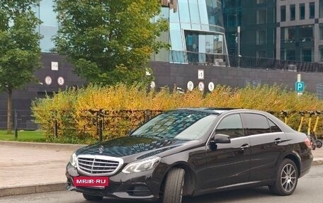 Mercedes-Benz E-Класс, 2015 год, 1 800 000 рублей, 13 фотография