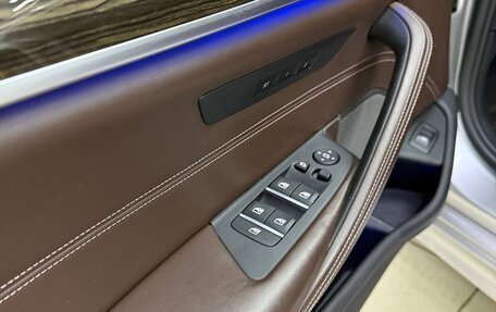 BMW 5 серия, 2019 год, 4 890 000 рублей, 13 фотография