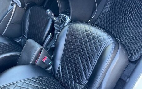 Hyundai Solaris II рестайлинг, 2013 год, 720 000 рублей, 3 фотография