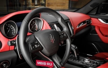 Maserati Levante I, 2018 год, 5 750 000 рублей, 8 фотография