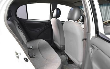 Toyota Platz, 1999 год, 419 000 рублей, 11 фотография