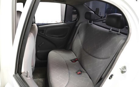 Toyota Platz, 1999 год, 419 000 рублей, 7 фотография