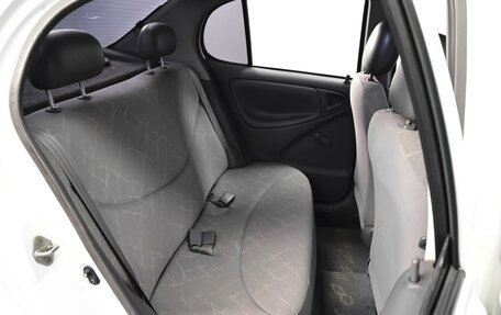 Toyota Platz, 1999 год, 419 000 рублей, 9 фотография