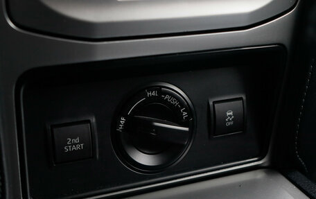 Toyota Land Cruiser Prado 150 рестайлинг 2, 2022 год, 6 500 000 рублей, 23 фотография