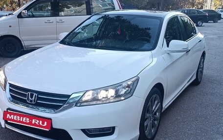 Honda Accord IX рестайлинг, 2013 год, 1 700 000 рублей, 9 фотография