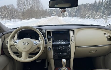 Infiniti FX II, 2011 год, 1 750 000 рублей, 11 фотография