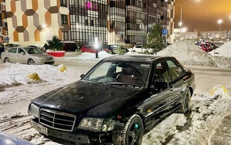 Mercedes-Benz C-Класс, 1994 год, 530 000 рублей, 4 фотография