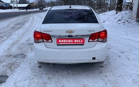 Chevrolet Cruze II, 2011 год, 450 000 рублей, 7 фотография