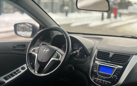 Hyundai Solaris II рестайлинг, 2012 год, 755 000 рублей, 15 фотография