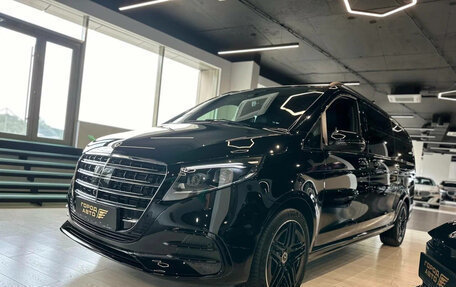 Mercedes-Benz V-Класс, 2025 год, 14 200 000 рублей, 3 фотография