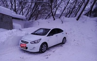 Hyundai Solaris II рестайлинг, 2013 год, 600 000 рублей, 1 фотография