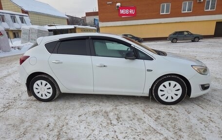 Opel Astra J, 2013 год, 780 000 рублей, 5 фотография