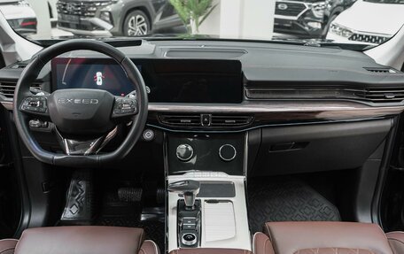 CheryExeed VX, 2022 год, 2 450 000 рублей, 15 фотография