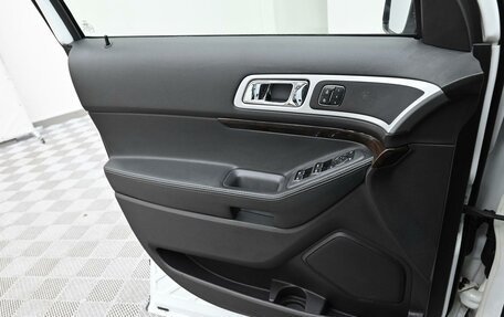 Ford Explorer VI, 2013 год, 1 385 000 рублей, 10 фотография