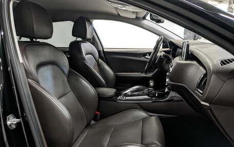 KIA Stinger I, 2018 год, 2 110 000 рублей, 24 фотография