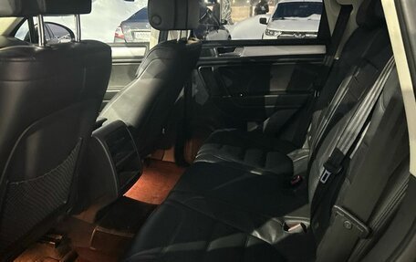 Volkswagen Touareg III, 2015 год, 2 375 000 рублей, 7 фотография