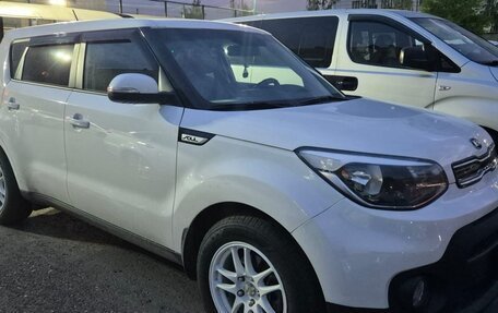 KIA Soul II рестайлинг, 2018 год, 1 680 000 рублей, 1 фотография
